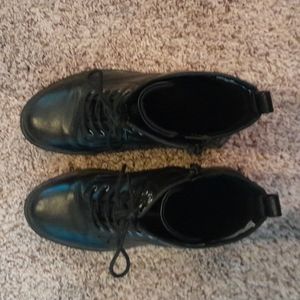 Black Boots
